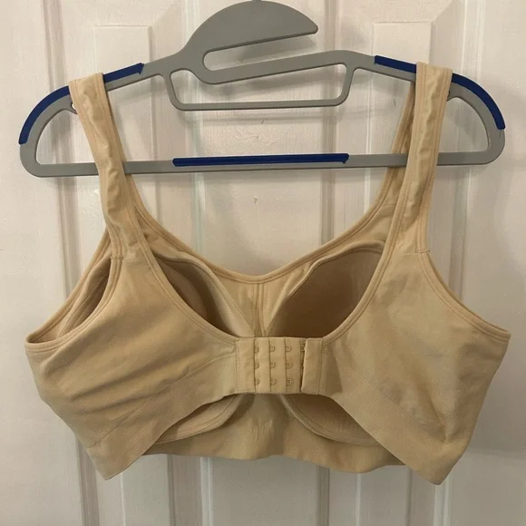 2 Underoutfit Size 3XL Comfort Shaping Bras - Picture 4 of 9